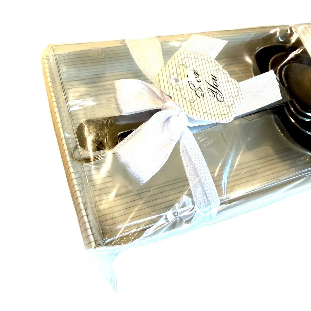 Heart Shaped Measuring Spoon Set NEW Metal Silver Gift Tag Baking Gifting Design - Picture 4 of 4